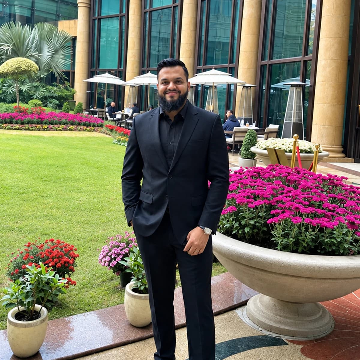 Portrait of Shariq Khan, Founder of SourceGrids